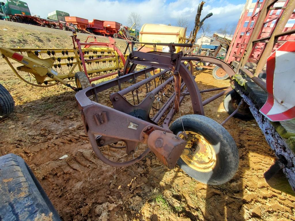 New Holland 55 Rake