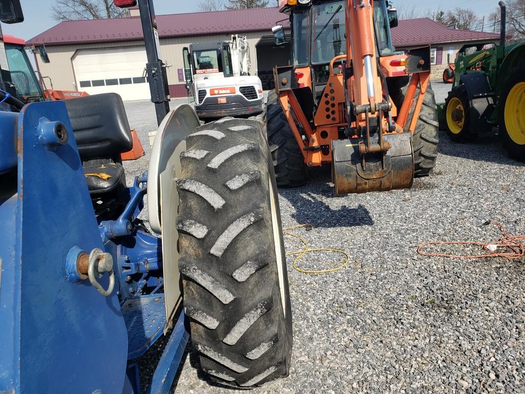 Farmtrac FT545DTC Loader Tractor
