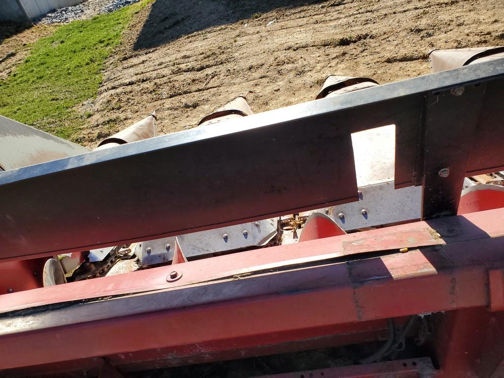 Case IH 1063 Corn Head
