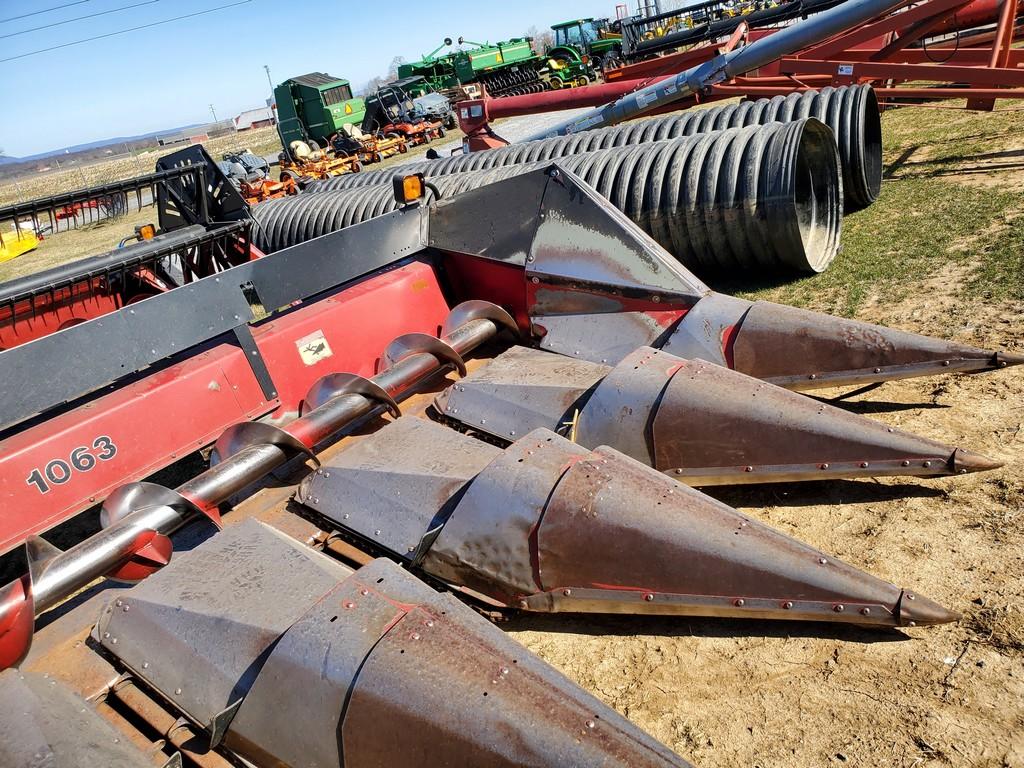 Case IH 1063 Corn Head