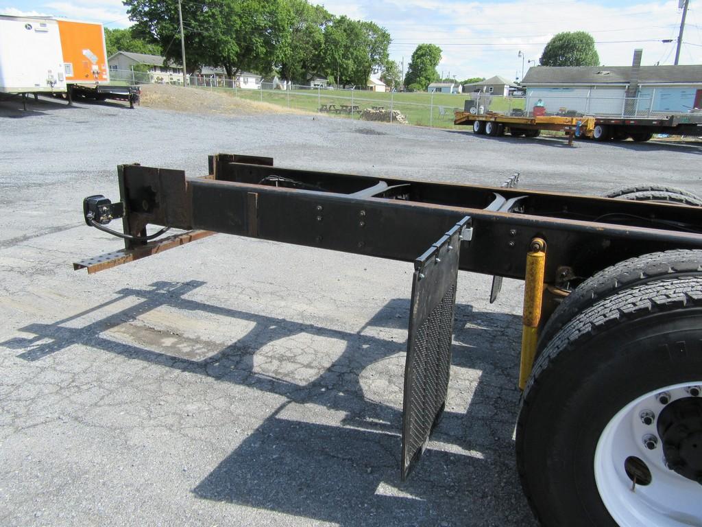 2000 Volvo WG64 Cab and Chassis
