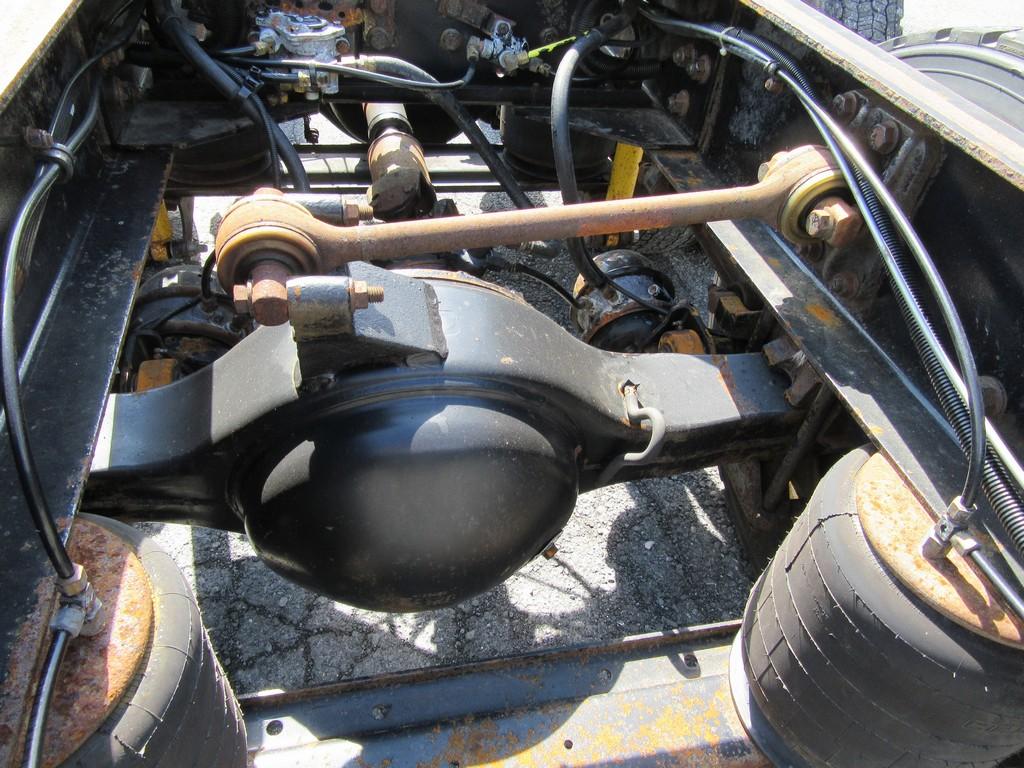 2000 Volvo WG64 Cab and Chassis