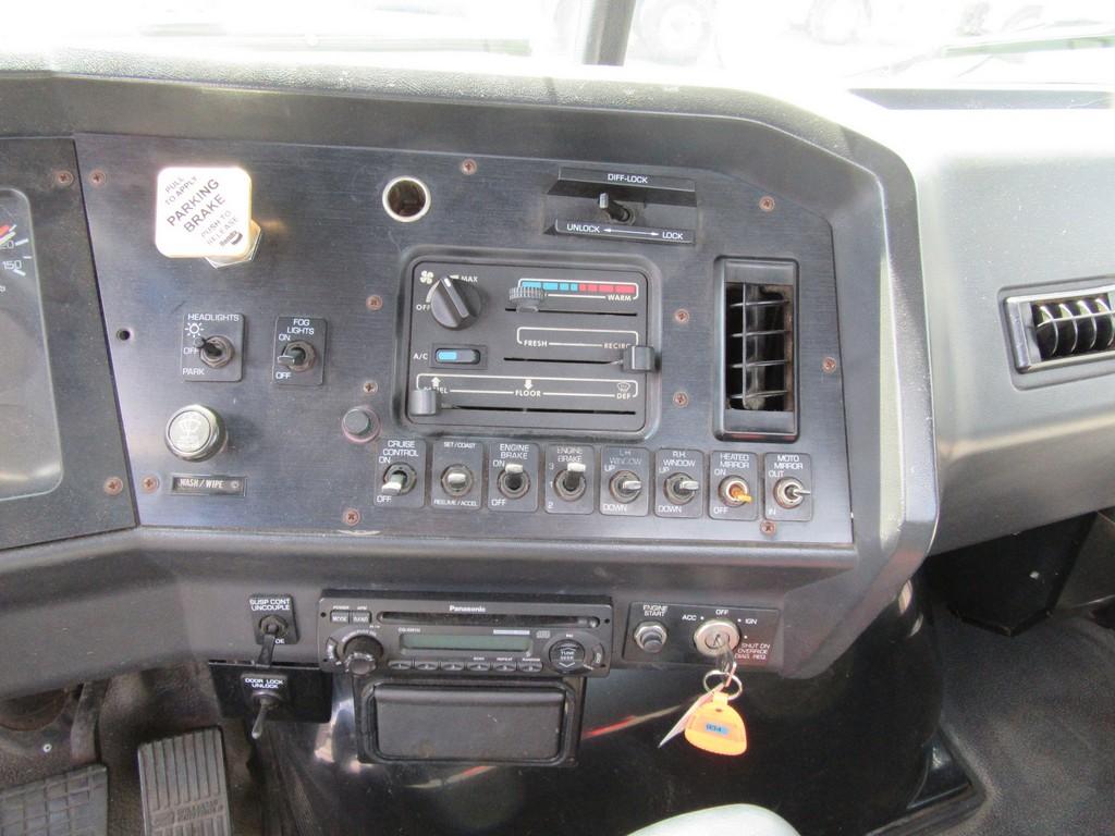 2000 Volvo WG64 Cab and Chassis