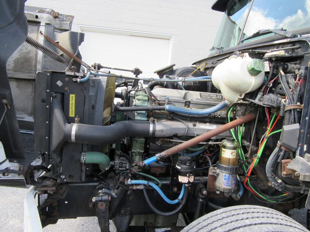 2000 Volvo WG64 Cab and Chassis