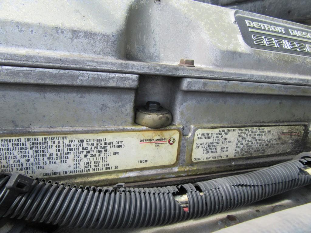 2000 Volvo WG64 Cab and Chassis