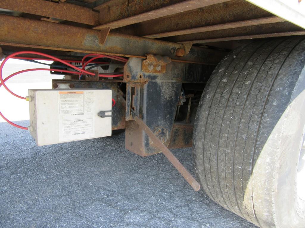 2004 Wabash 48' x 102" Van Trailer