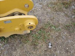2005 Cat  Hydraulic Quick Coupler
