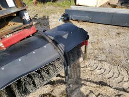 2004 Toro  Broom
