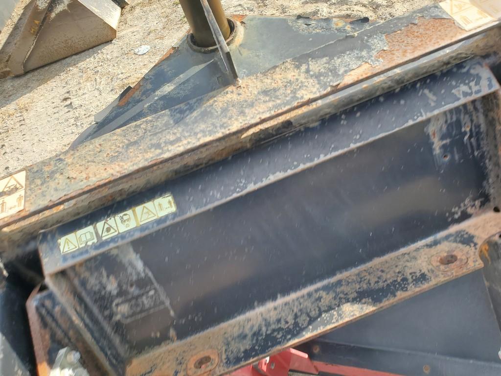 2004 Toro  Broom
