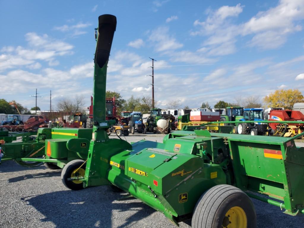 John Deere 3970 Forage Harvester 'Manual & Monitor in the Office'