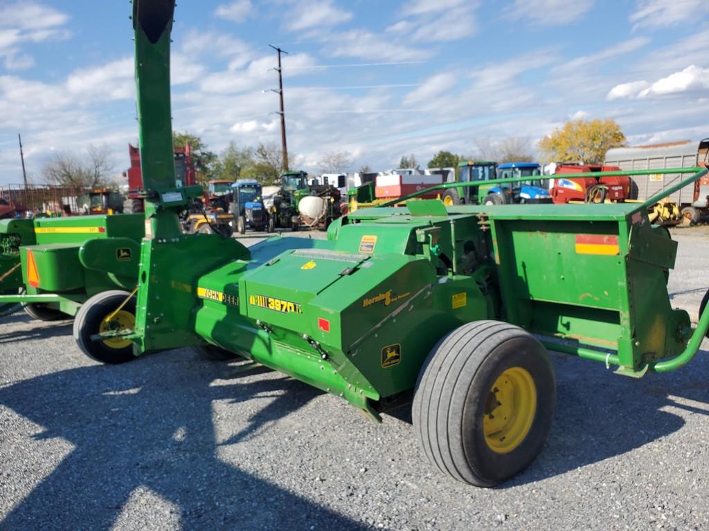 John Deere 3970 Forage Harvester 'Manual & Monitor in the Office'