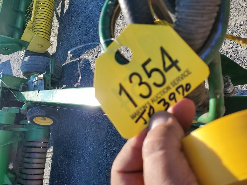 John Deere 3970 Forage Harvester 'Manual & Monitor in the Office'