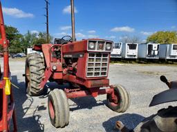 International 786 Tractor 'Runs & Operates'