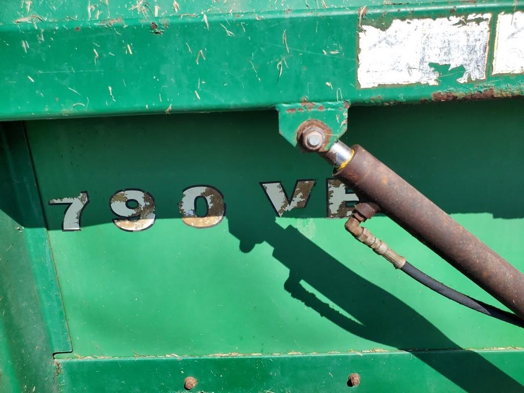 HydraRam 790VB Manure Spreader