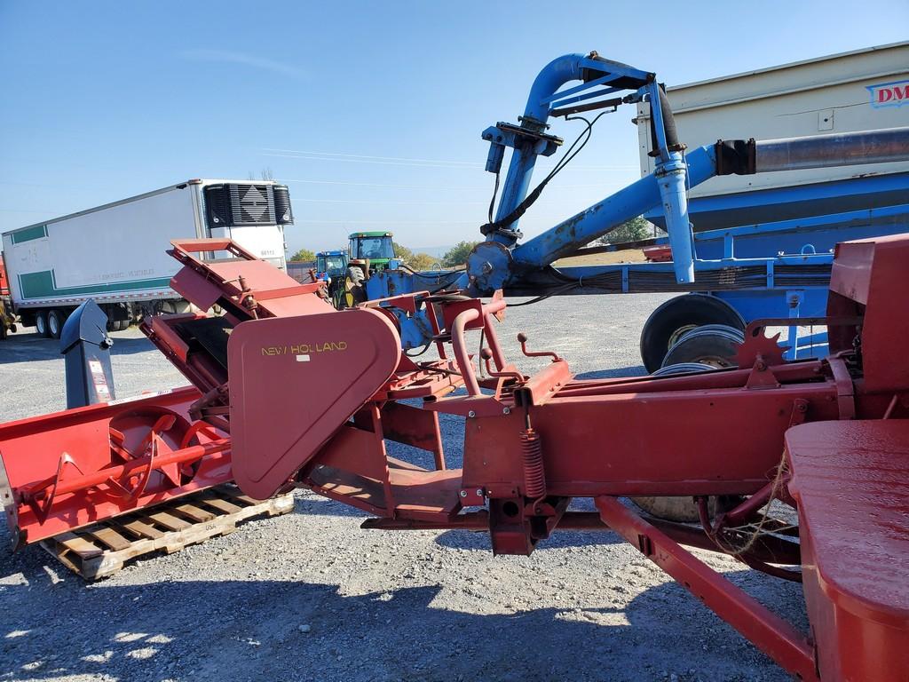 New Holland 320 Small Square Baler