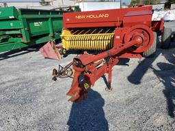 New Holland 320 Small Square Baler