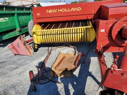 New Holland 320 Small Square Baler