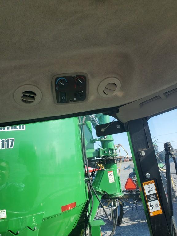 2021 John Deere 4066R Cab Compact Loader Tractor 'ELITE'