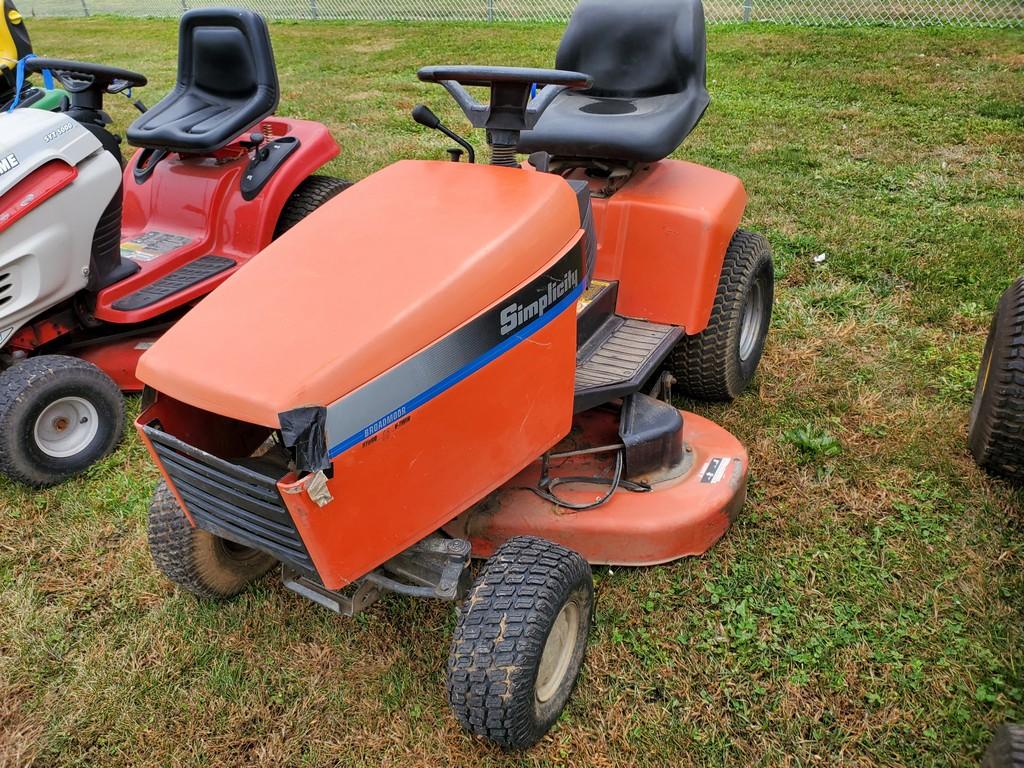 Simplicity Broadmoor Riding Tractor 'AS-IS'
