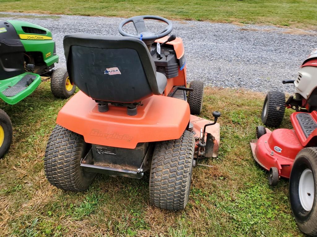 Simplicity Broadmoor Riding Tractor 'AS-IS'