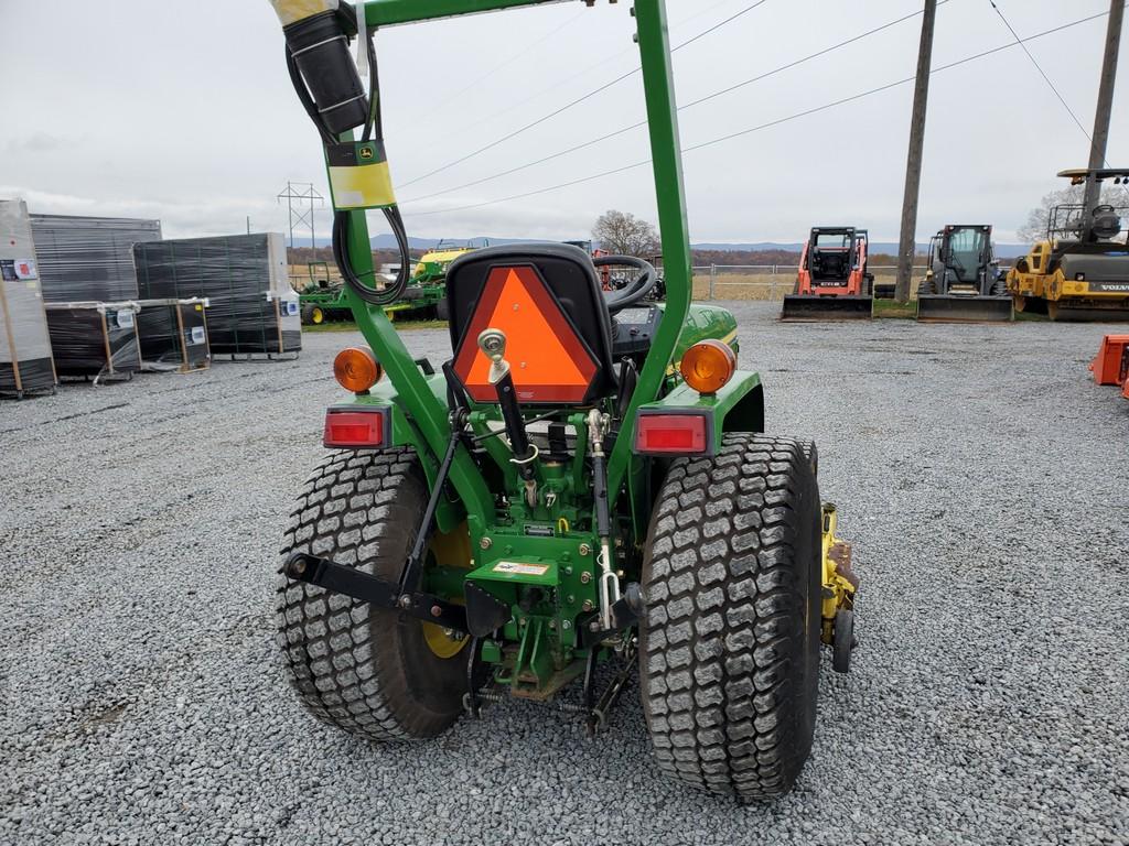 John Deere 3005 Compact Tractor