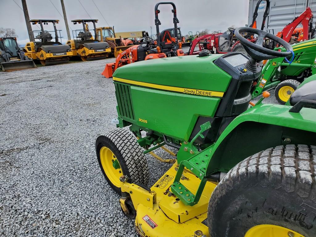 John Deere 3005 Compact Tractor