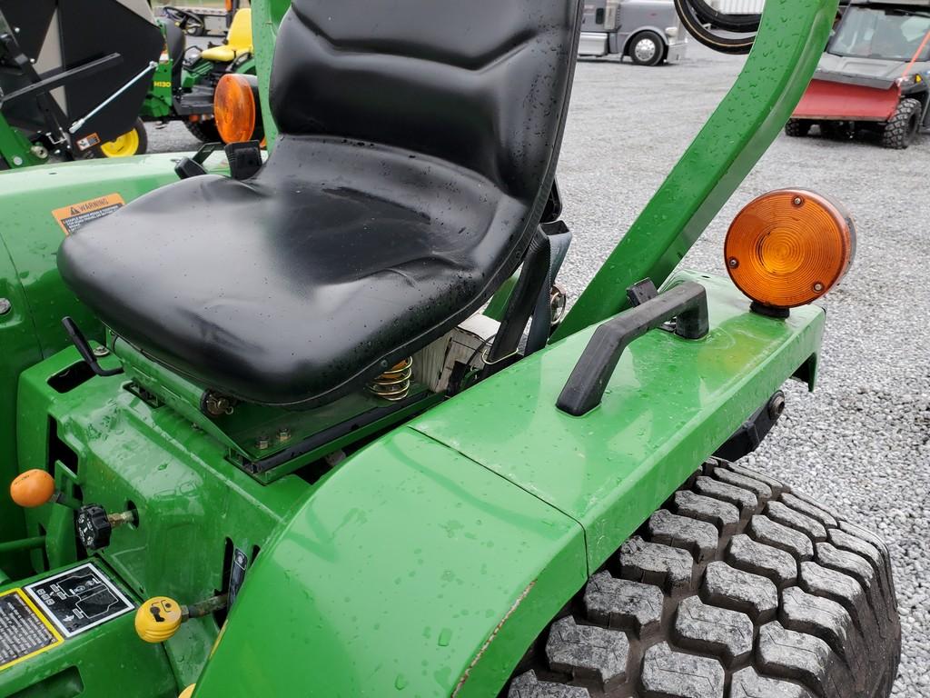 John Deere 3005 Compact Tractor