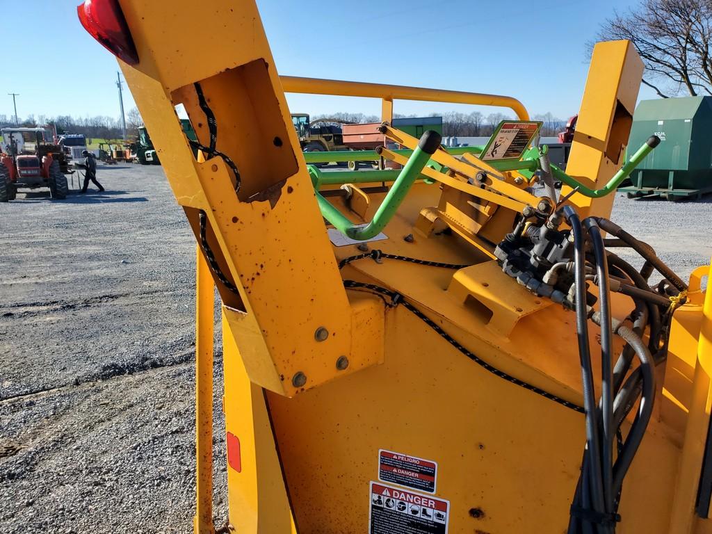 2012 Altec DC1317 Chipper 'No Title, Runs & Operates'