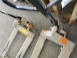 Crown   Pallet Jack