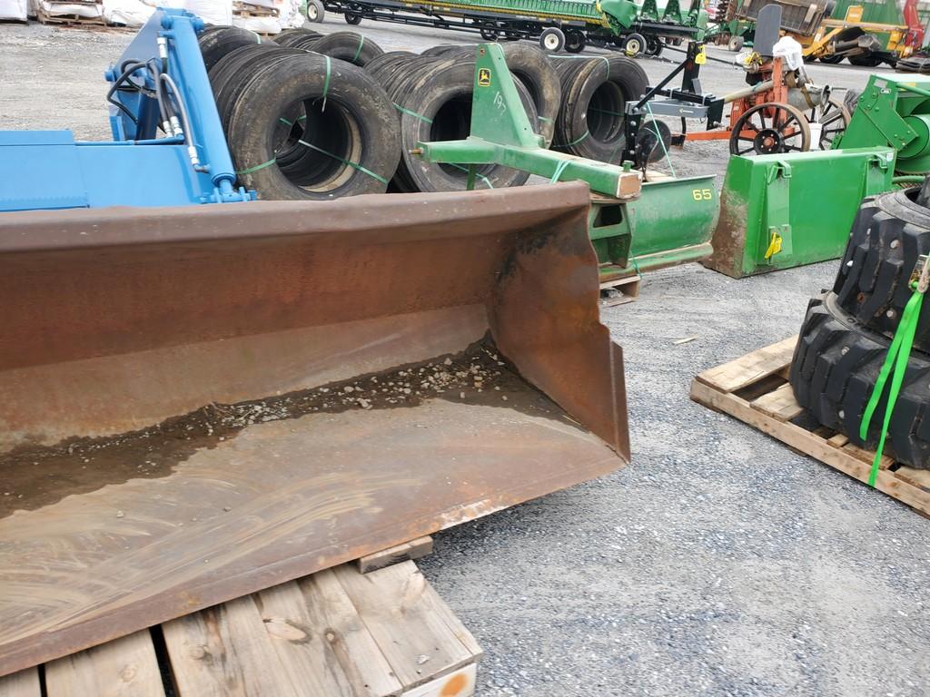 Ford 7411 Loader