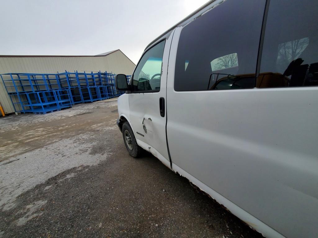 2006 Chevrolet Express 3500 Van 'Title in the Office - AS-IS'