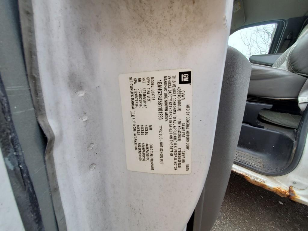 2006 Chevrolet Express 3500 Van 'Title in the Office - AS-IS'