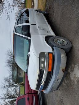 2006 Chevrolet Express 3500 Van 'Title in the Office - AS-IS'