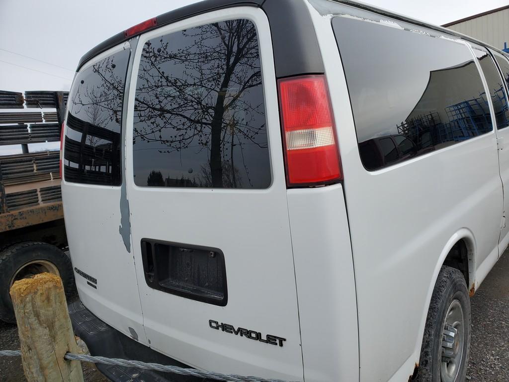 2006 Chevrolet Express 3500 Van 'Title in the Office - AS-IS'