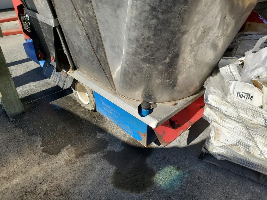 Vertablend  Mixer Feed Cart