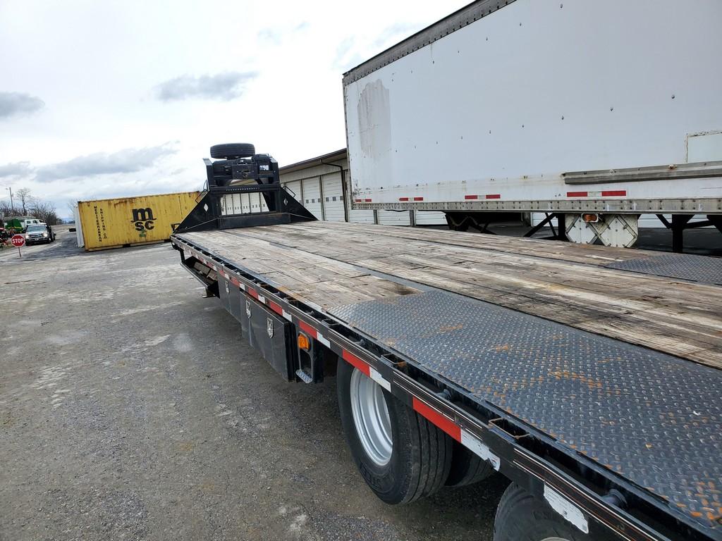 2019 Diamond C FMAX212 Gooseneck Trailer 'Title Sale Day'