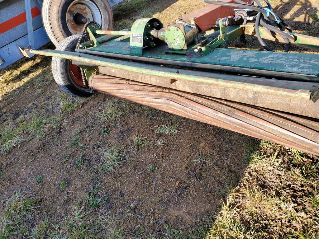 New Idea 751 Hay Crimper