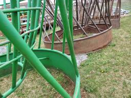 Round Bale Feeder