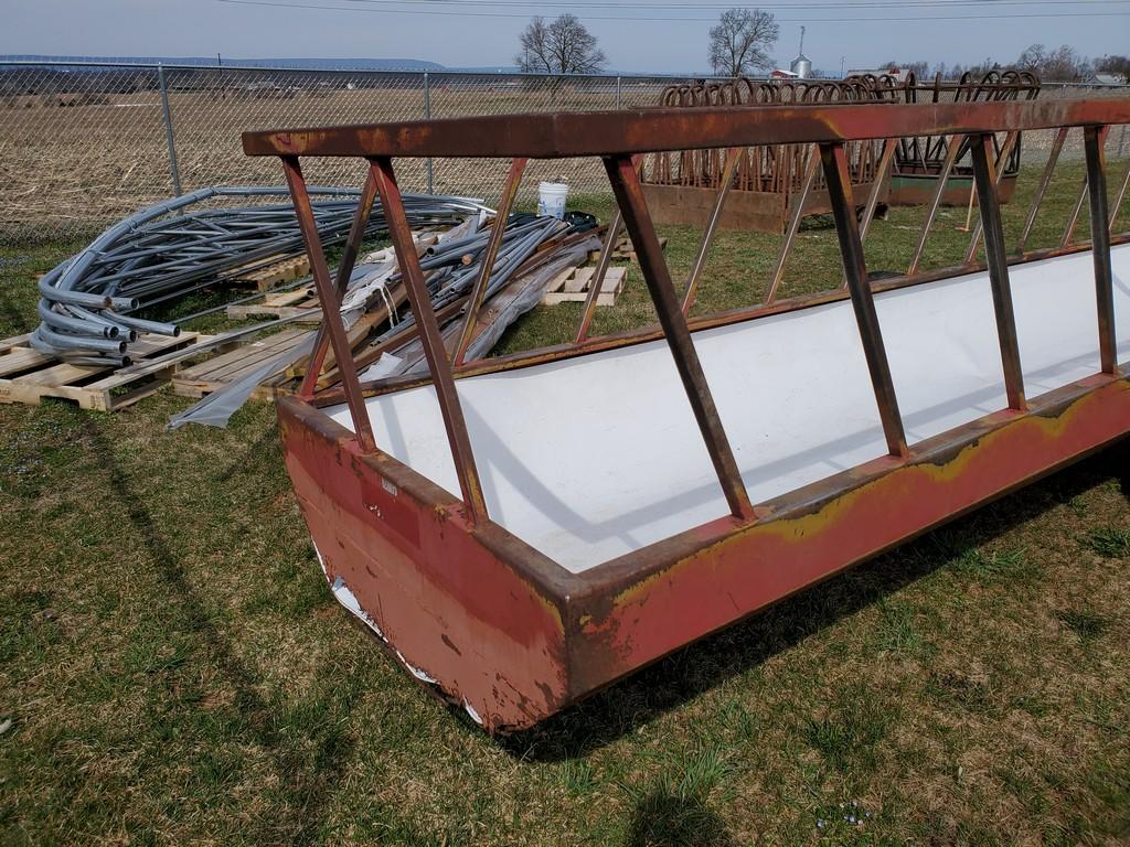 Farmco  Feeder Wagon