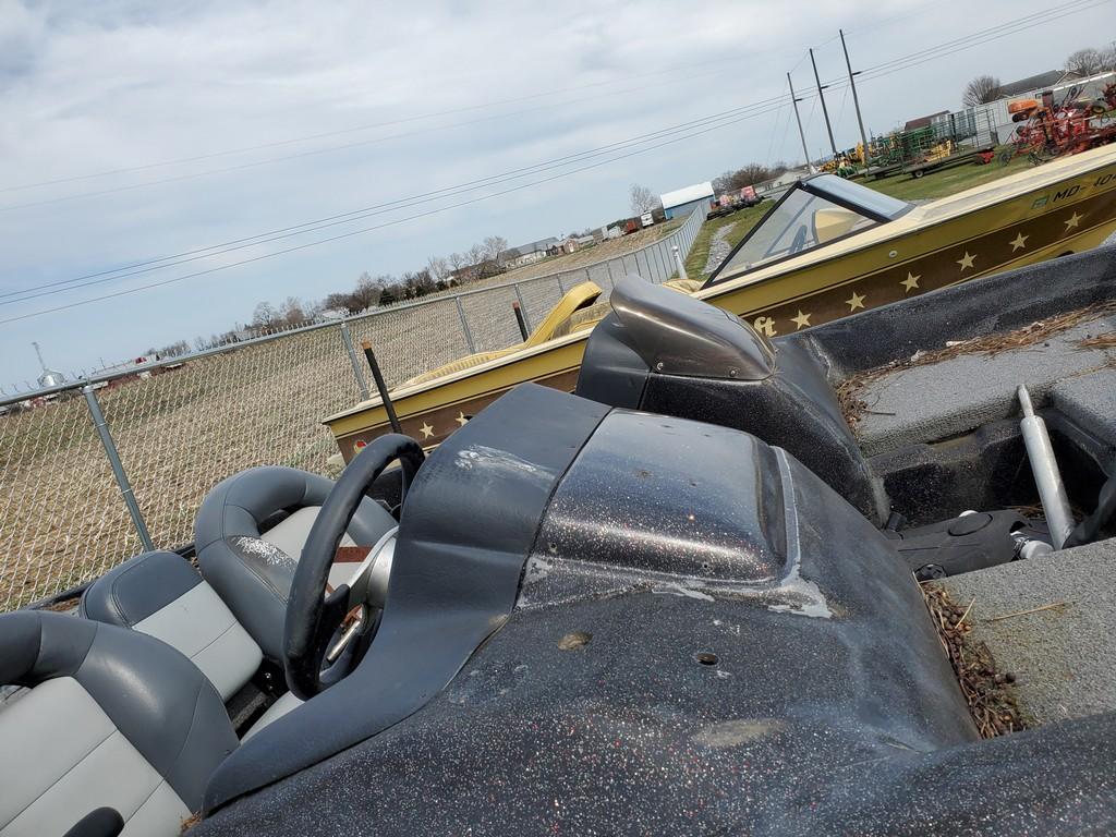 Boat with Trailer   'NO Title, AS-IS'