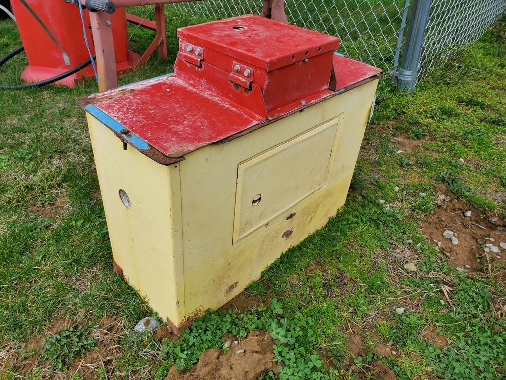 Ritchie  Water Fountain