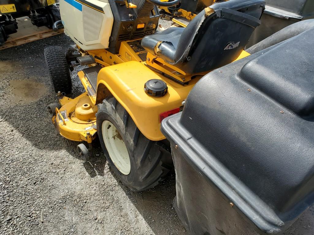 Cub Cadet 1864 Riding Tractor 'Runs & Operates'