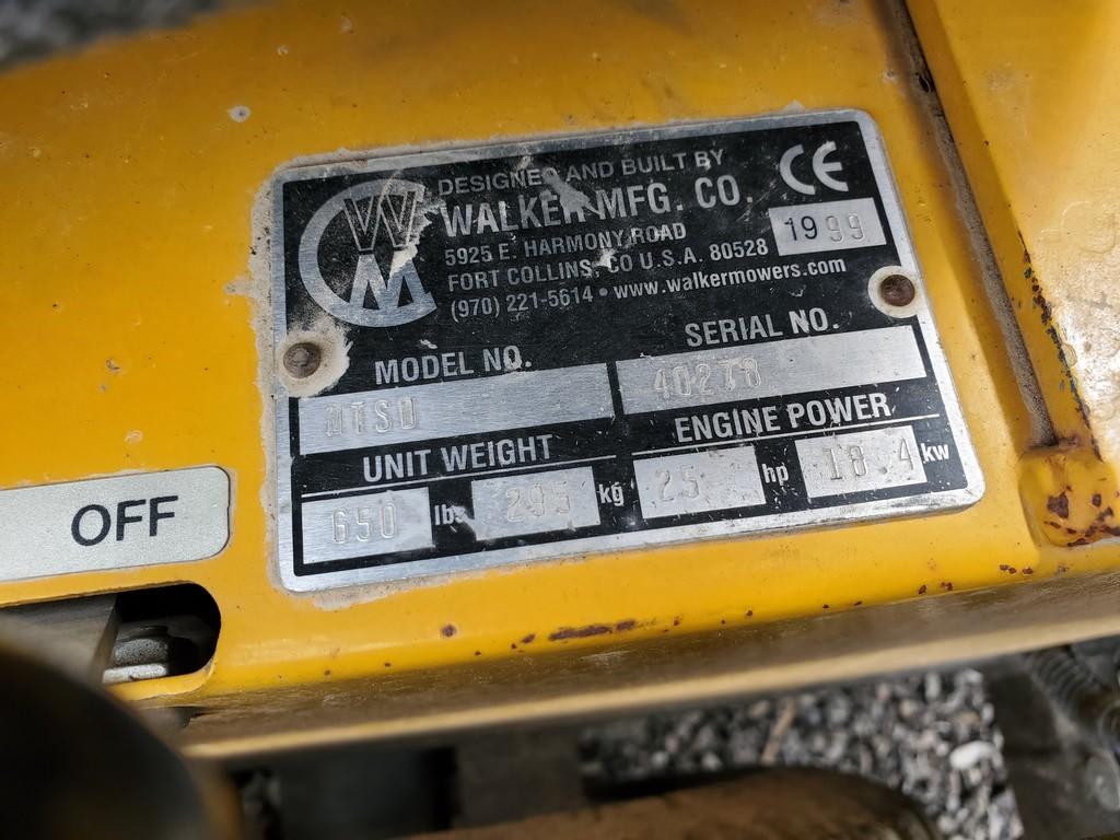 1999 Walker MTSD Front Deck Mower 'Ride & Drive'