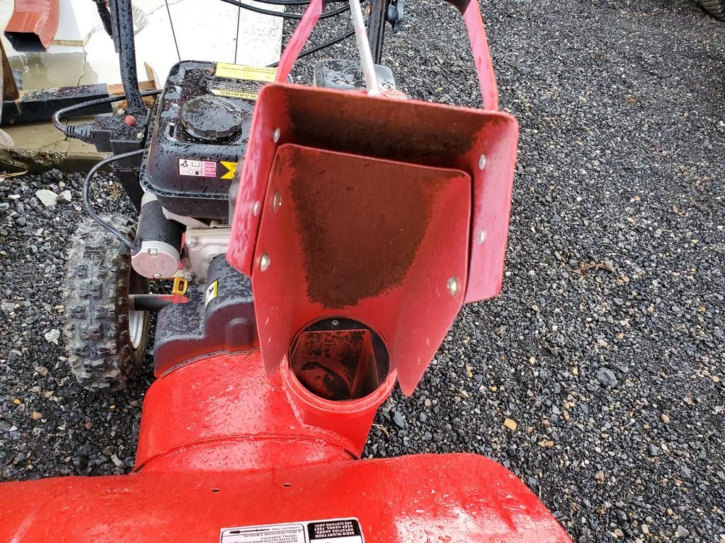 Powerland POST24 Snow Blower 'Runs & Operates'