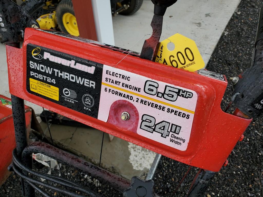 Powerland POST24 Snow Blower 'Runs & Operates'