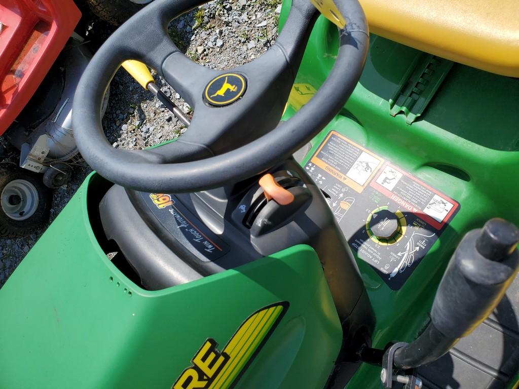 John Deere LT160 Riding Tractor 'AS-IS'