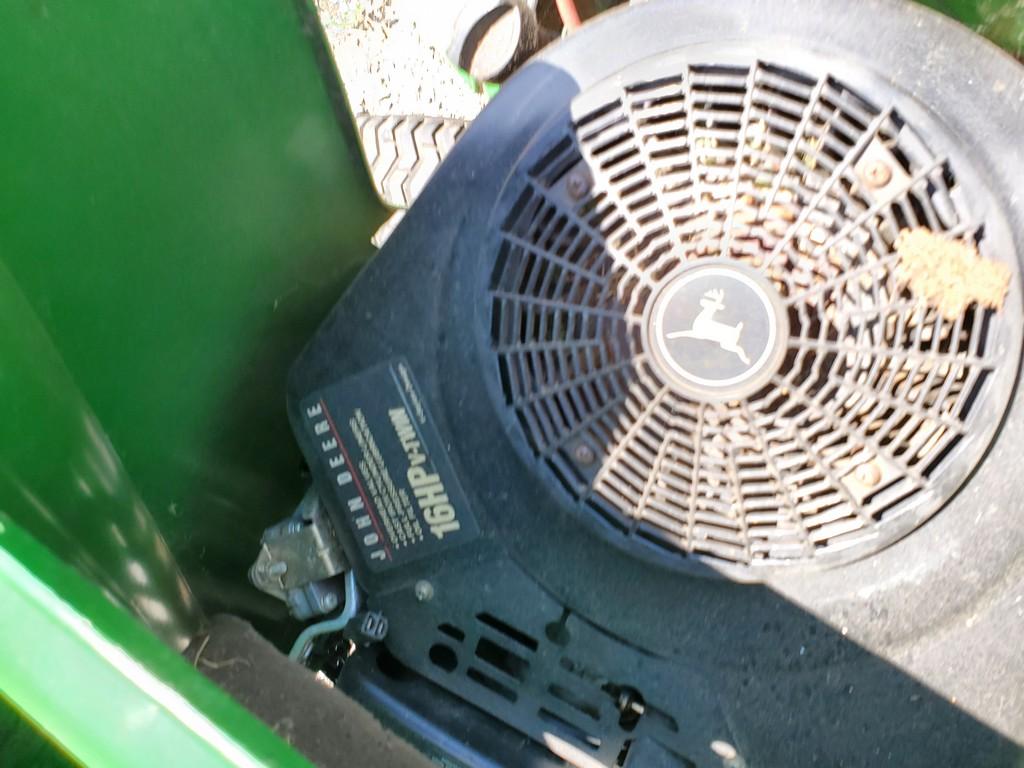 John Deere LT160 Riding Tractor 'AS-IS'