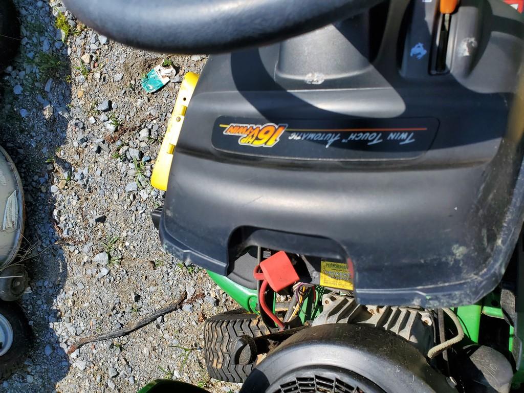 John Deere LT160 Riding Tractor 'AS-IS'