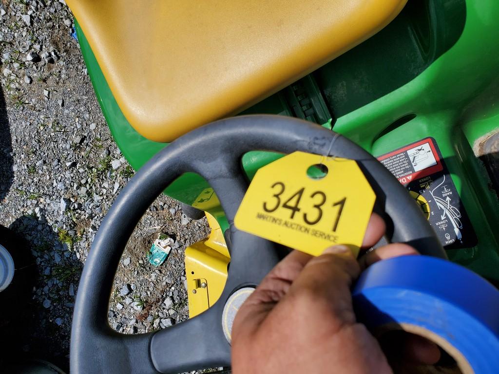 John Deere LT160 Riding Tractor 'AS-IS'
