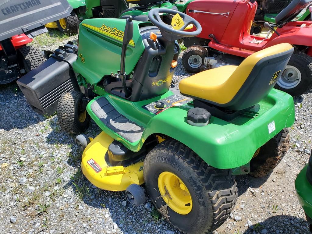 John Deere LT160 Riding Tractor 'AS-IS'